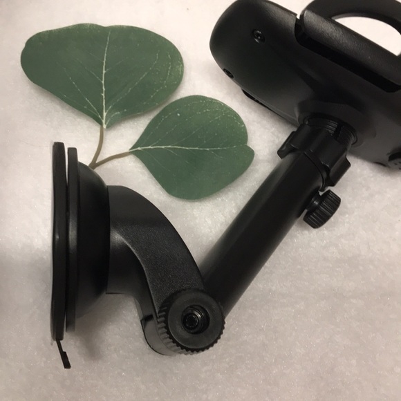 iPhone PHONE HOLDER MOUNT for CAR easy to use black hard plastic - Picture 9 of 15